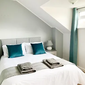 Thornbury House Southampton